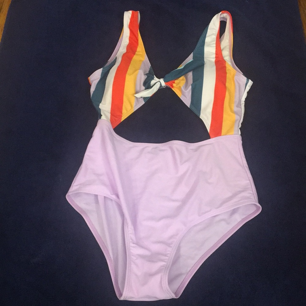 Bathing suit